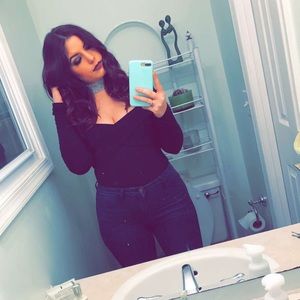 Meet your Posher, Lauren